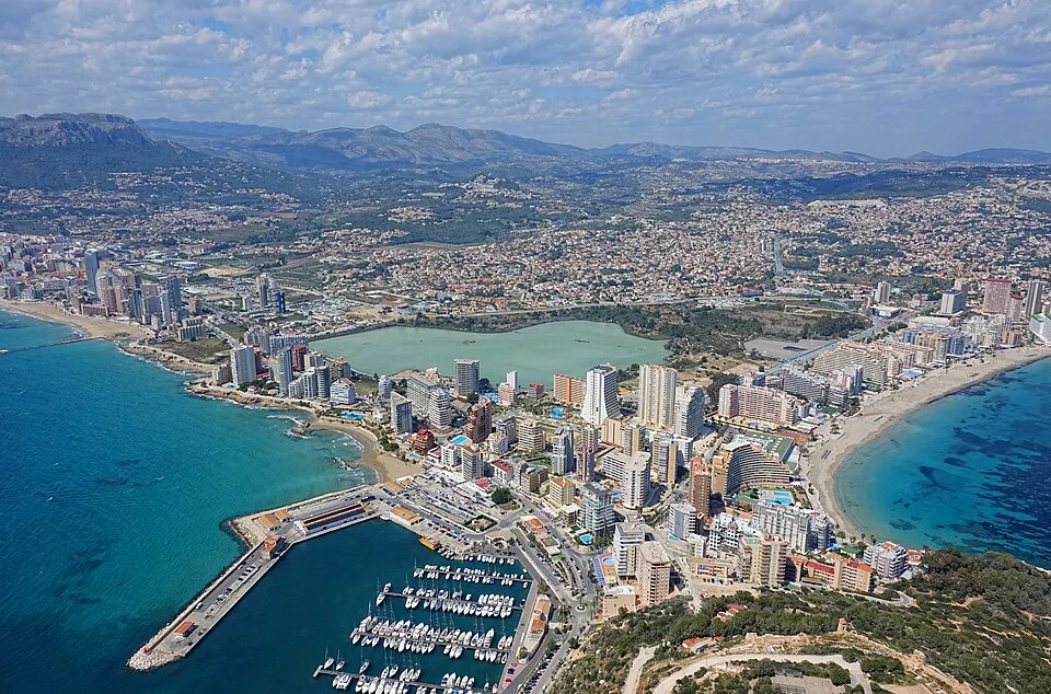 Zicht op Calpe / Calp